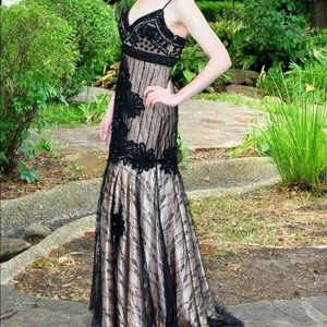 SUE WONG FORMAL DRESS